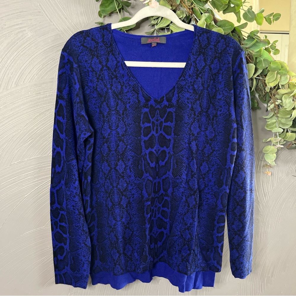Marled Blue Violet and Black Knit Hi‎ Low Sweater